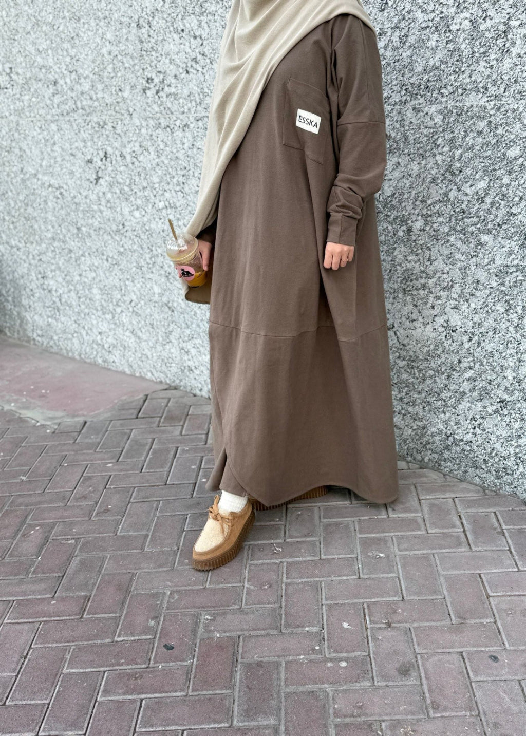 ABAYA ĒSSKA
