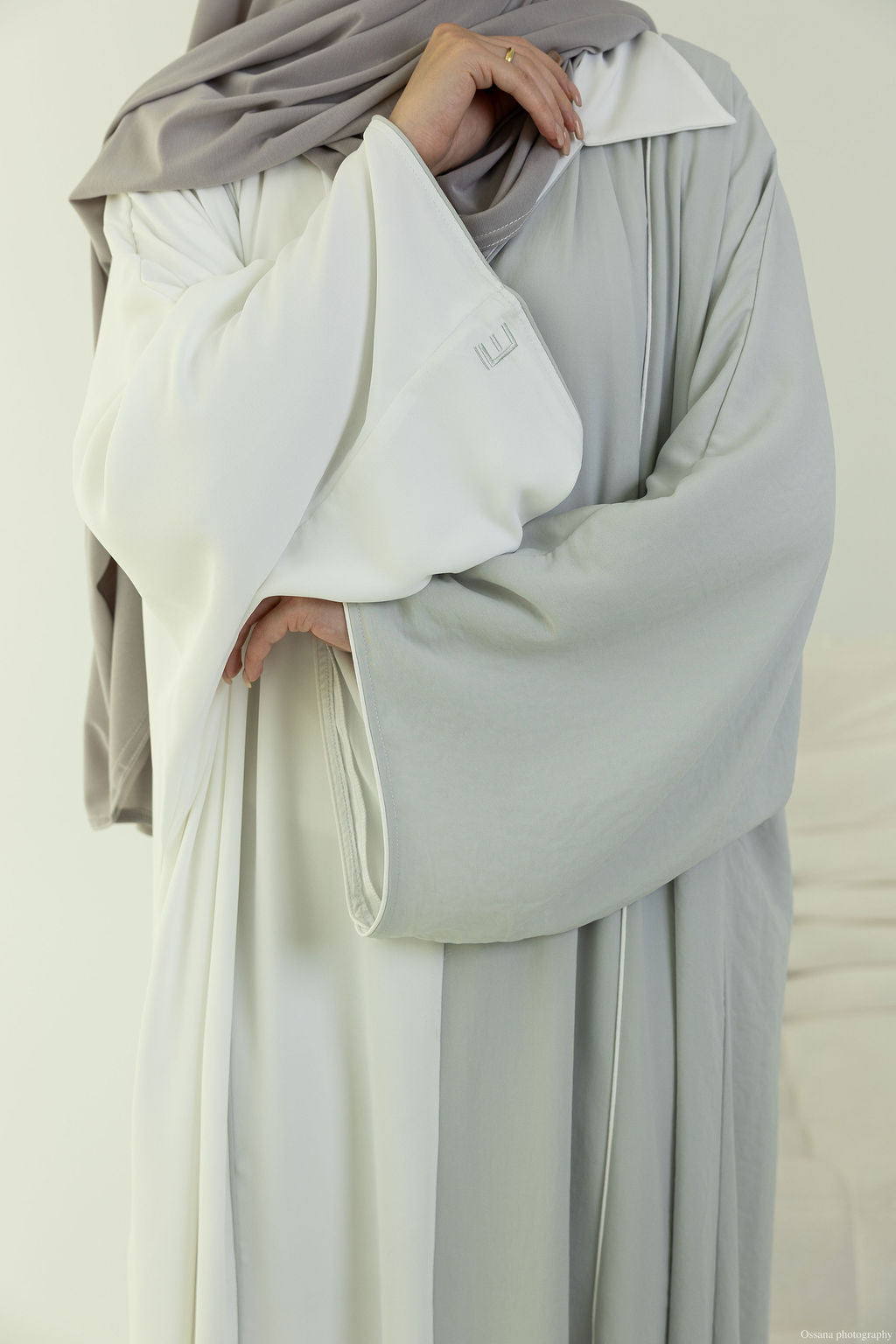 CLOUD ABAYA